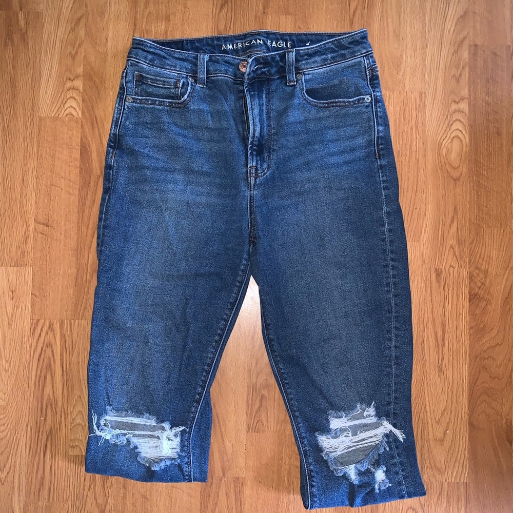 American Eagle mom jeans